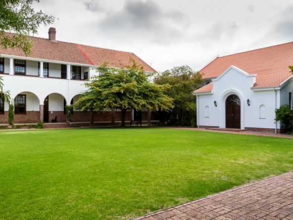 077 Rustenburg Girls AS 2014