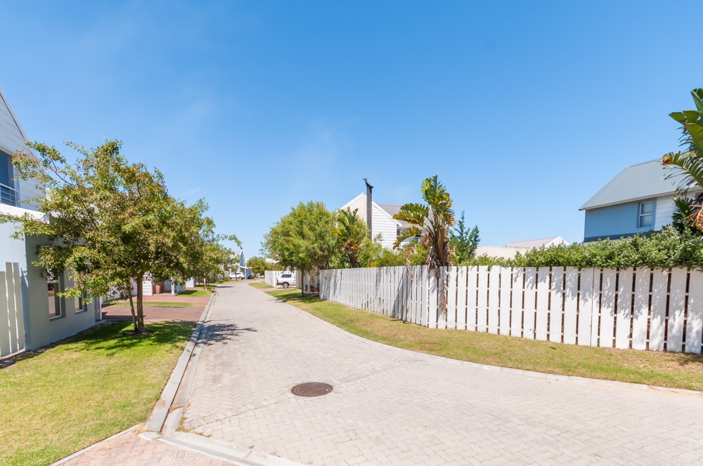 Grove Estate