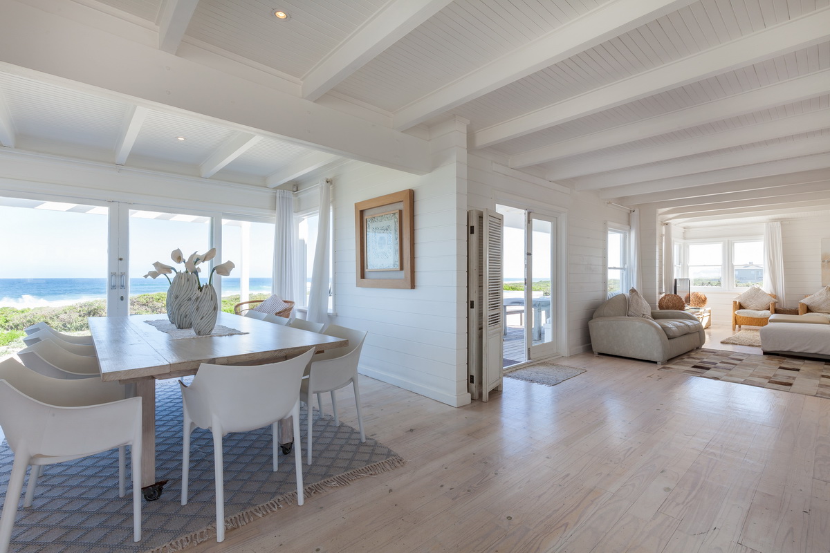 Pearl Bay