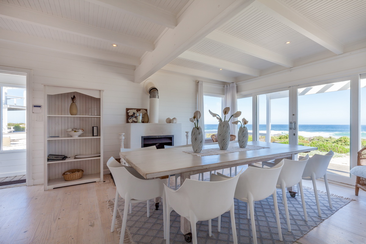 Pearl Bay