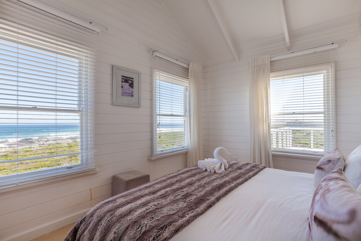 Pearl Bay