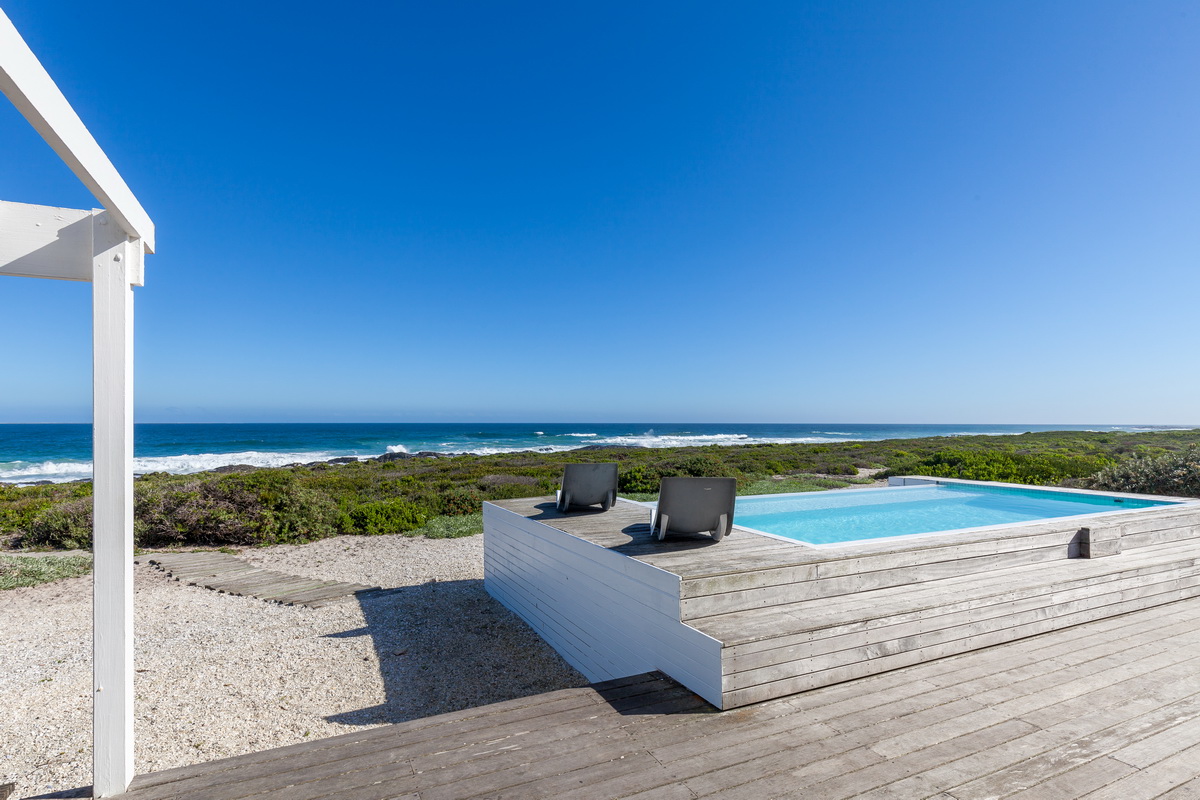 Pearl Bay