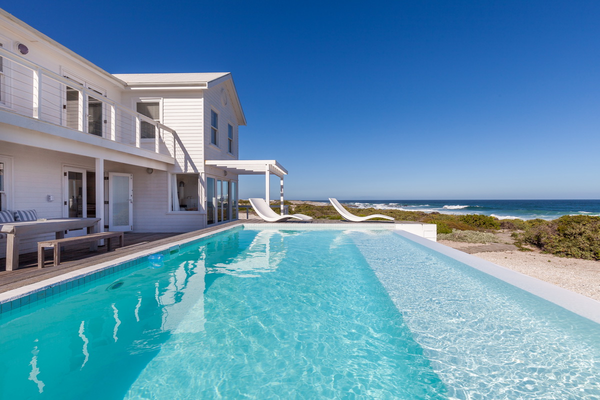 Pearl Bay