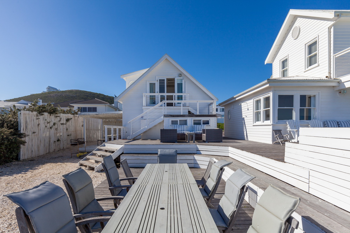 Pearl Bay