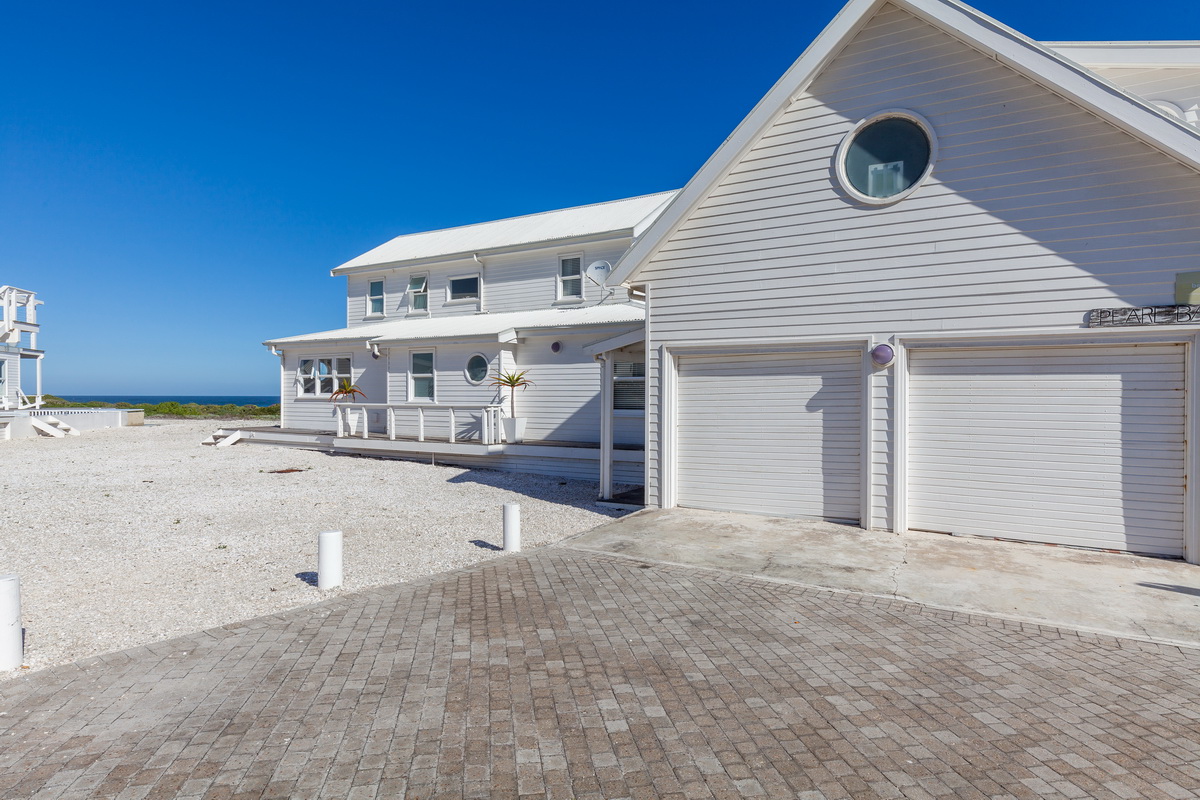 Pearl Bay