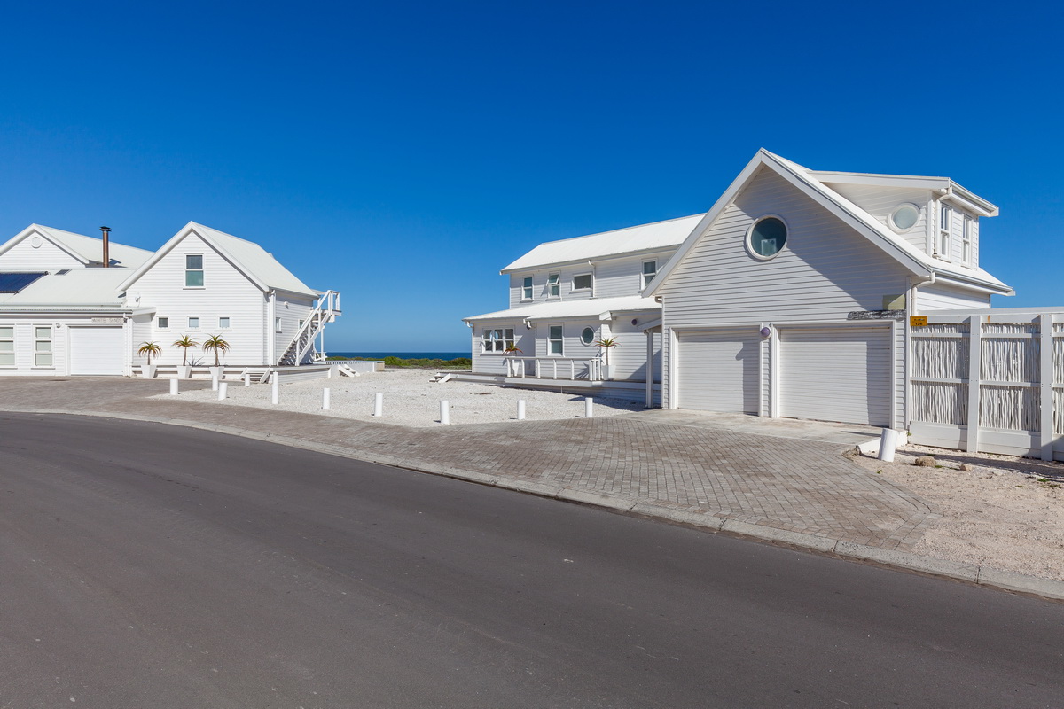 Pearl Bay