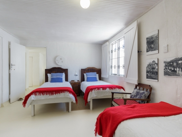 Rooisee Beach Cottage