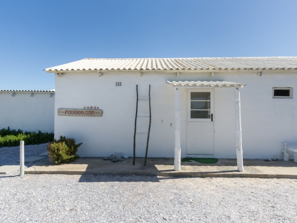 Rooisee Beach Cottage