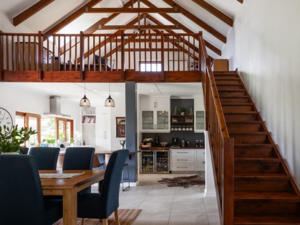 010 Country Living AS 2024