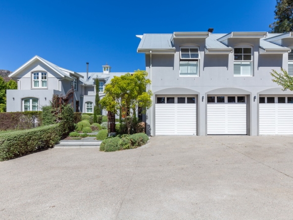 104 Newport AS 2019