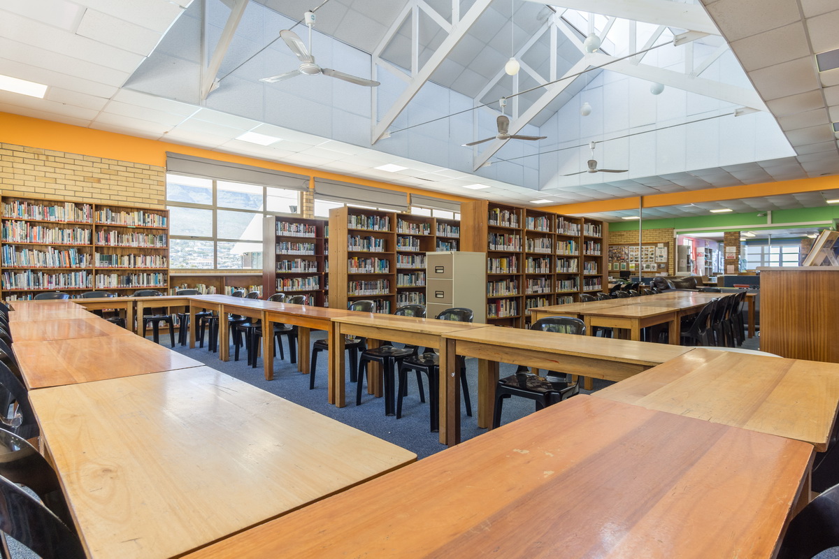 Camps Bay High School