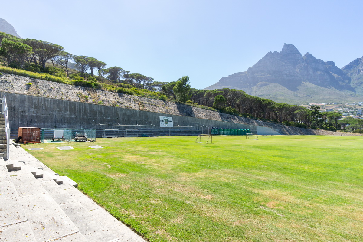 Camps Bay High School
