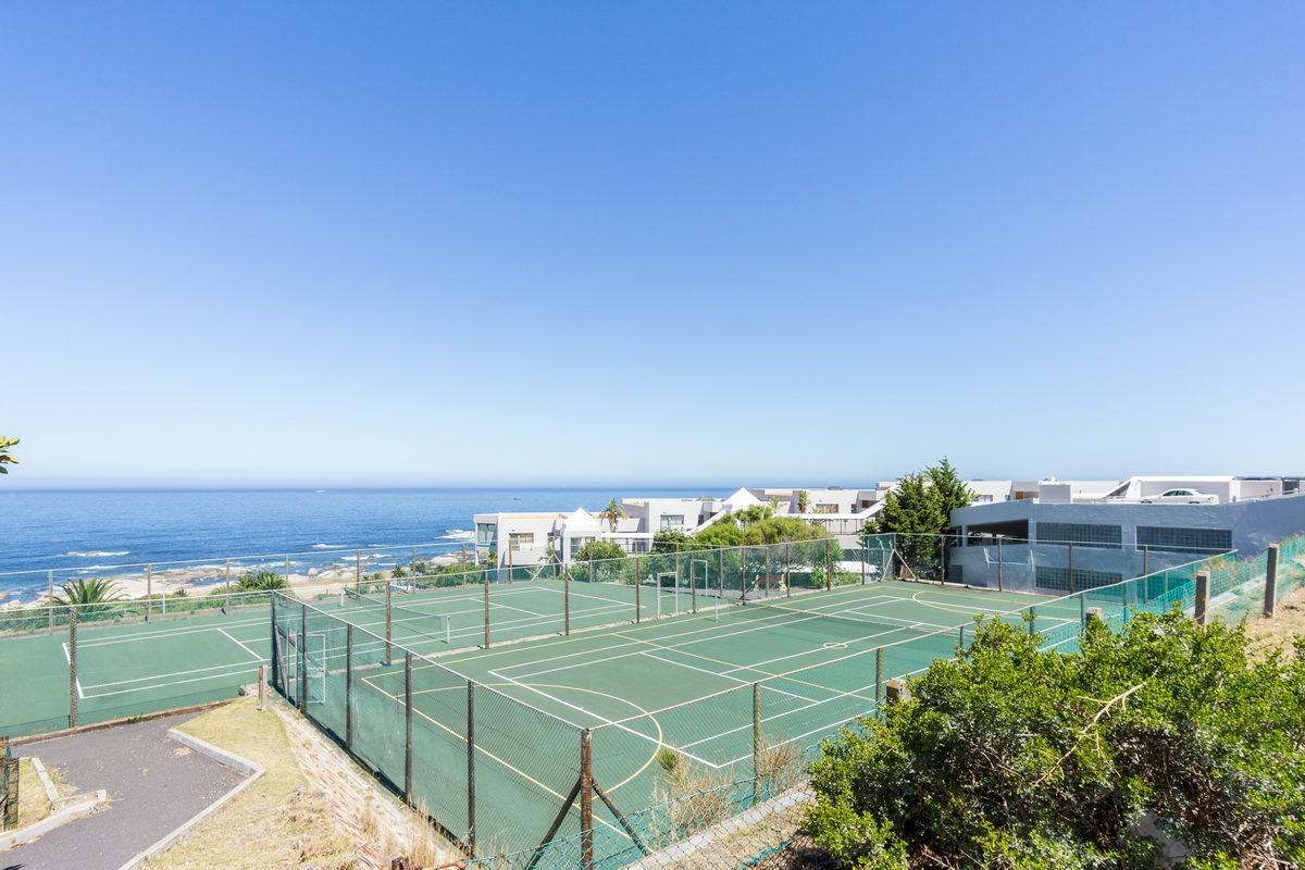 Camps Bay High School