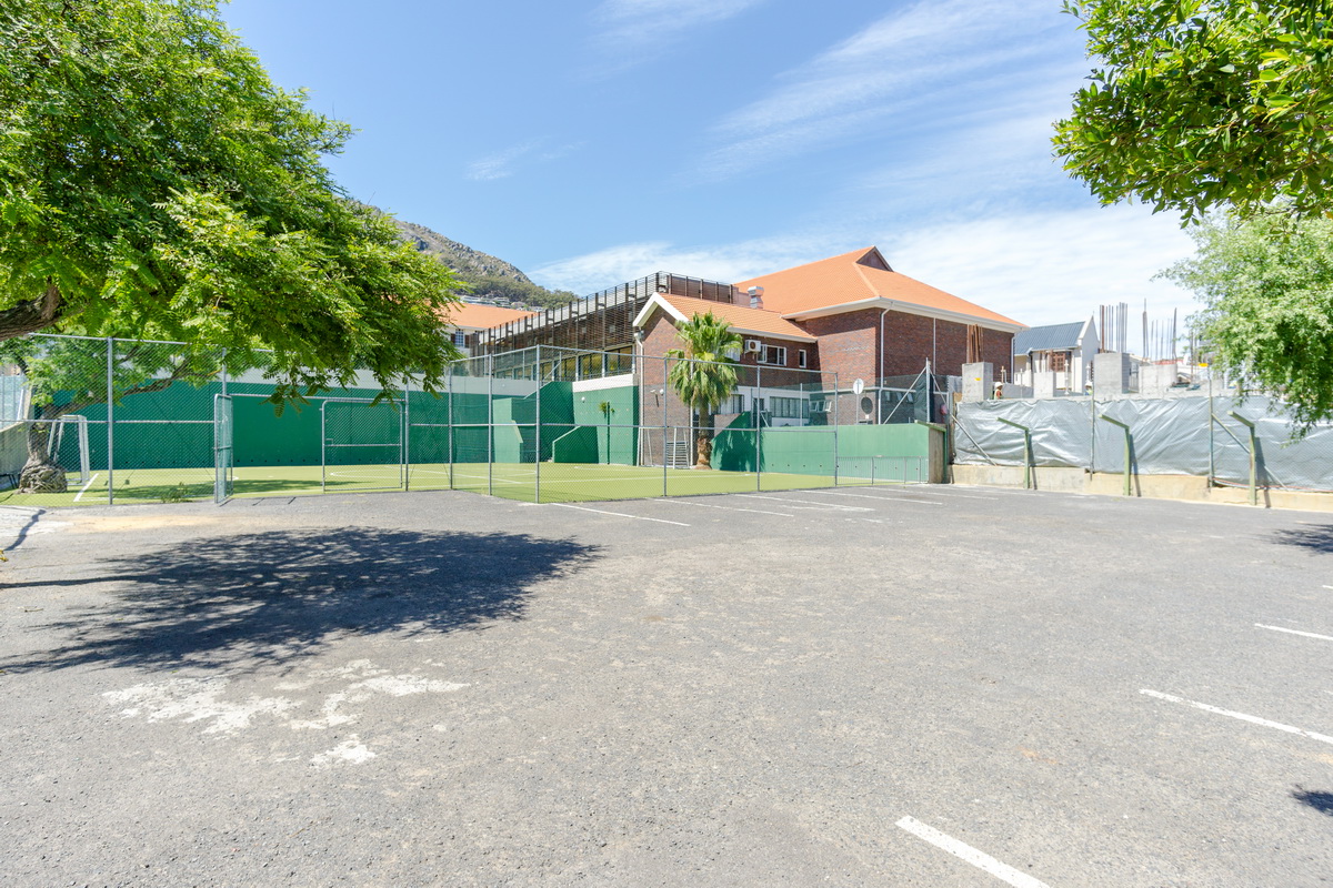 French Junior School