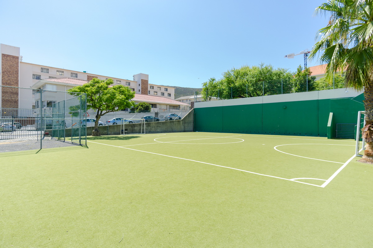 French Junior School