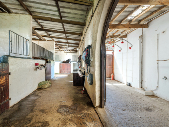 Old Silo 045