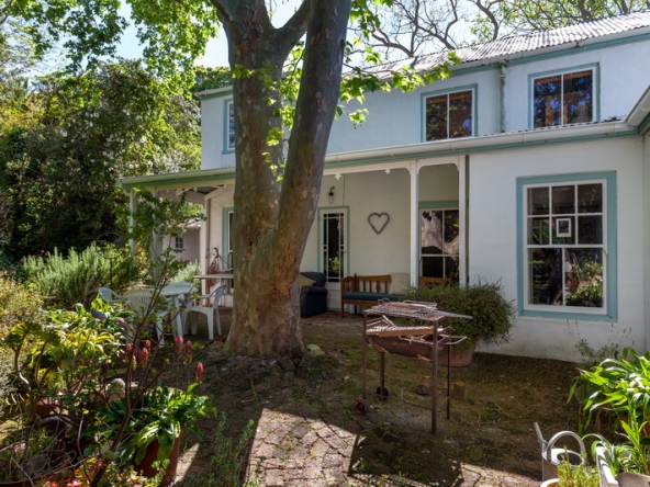 005 Gumbee Lodge AS 2019