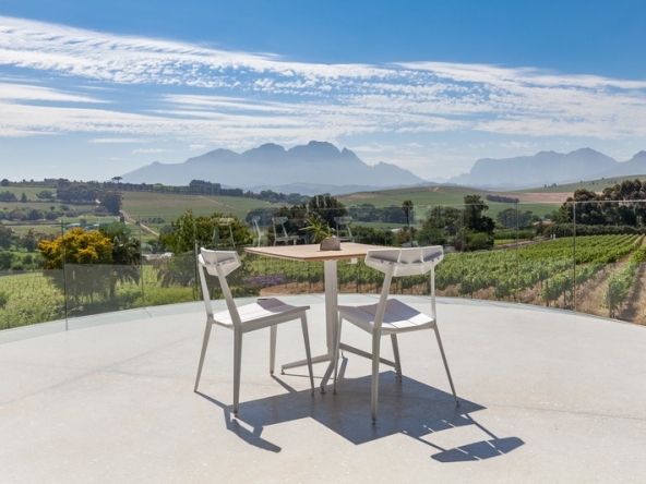 033 Louisvale Wines AS 2019