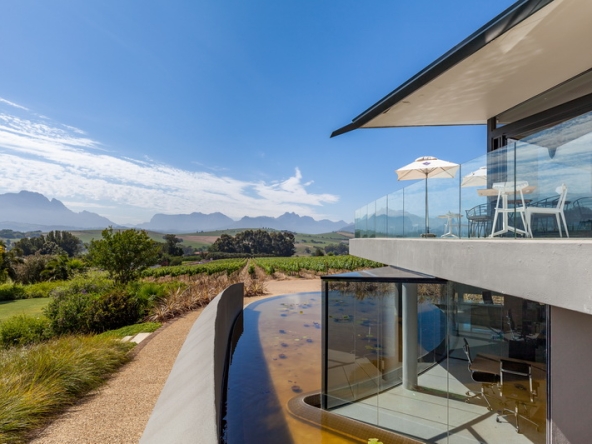 048 Louisvale Wines AS 2019