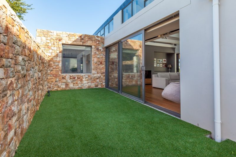 Sandalwood AS 2020_ 031