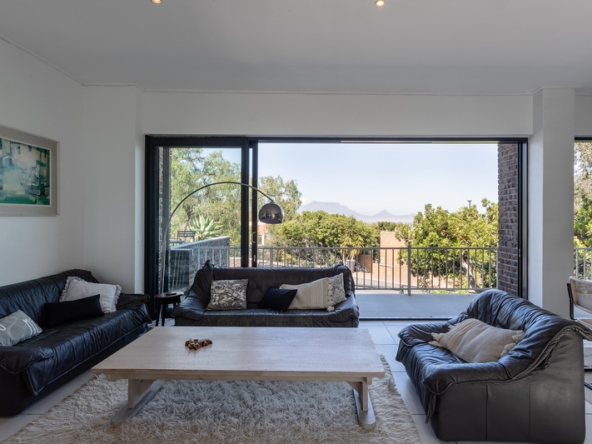 010 Kloof AS 2023