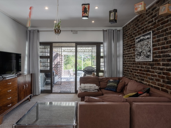 021 Kloof AS 2023