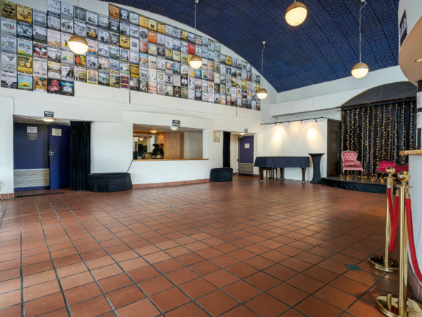 Masque Theatre 09