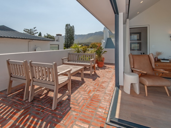115 Sandplover AS 2024