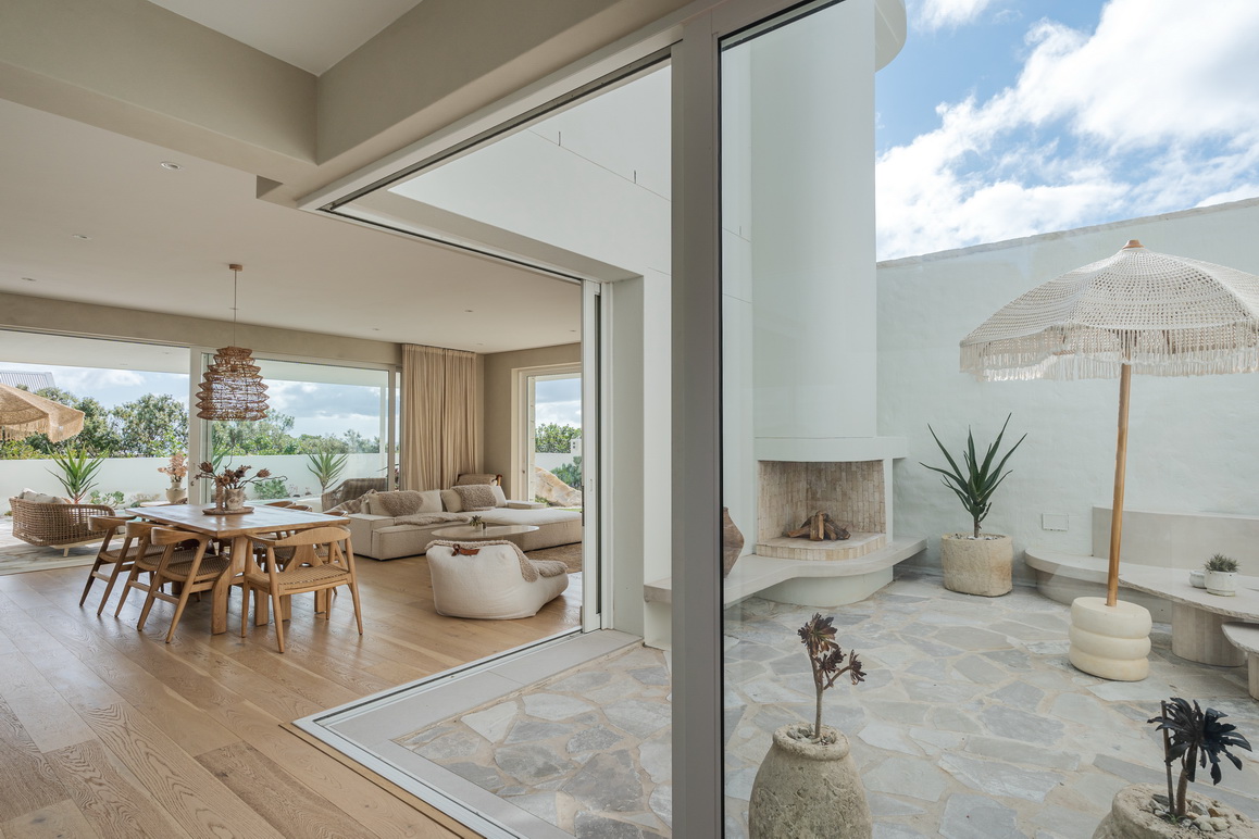 Seaside Sanctuary: Modern Ibiza-Style Beach Home