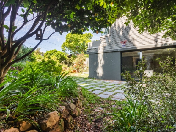 043 Forest Hideaway AS 2024