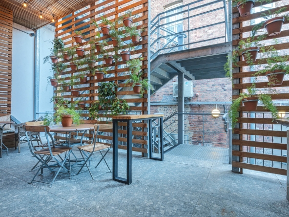 Queens Whiskey Lounge AS 2024- 020