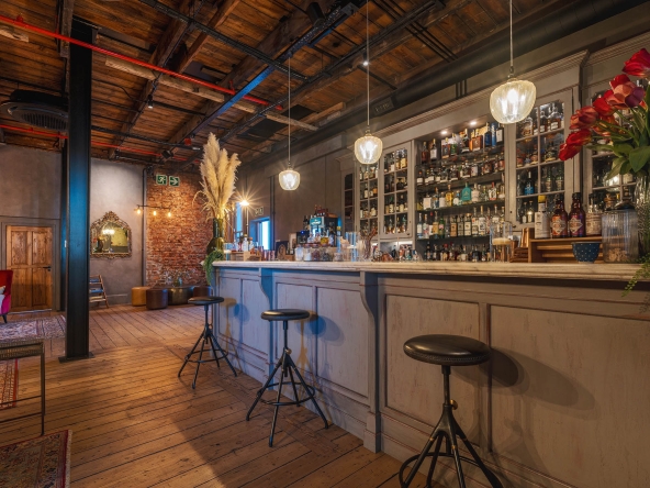 Queens Whiskey Lounge AS 2024- 033