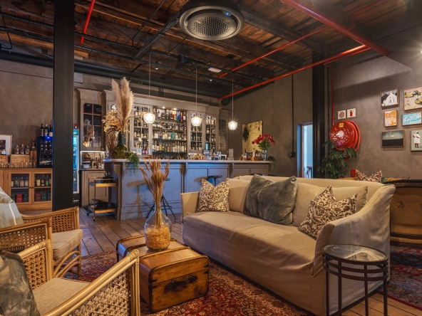 Queens Whiskey Lounge AS 2024- 041