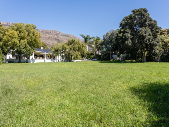 074 Cathedral Farmhouse AS 2026