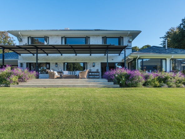 011-2025 AS Jacaranda House