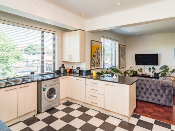 Shiny Dancer AS 2025- 010