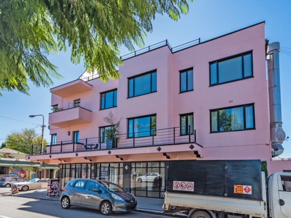 Shiny Dancer AS 2025- 064