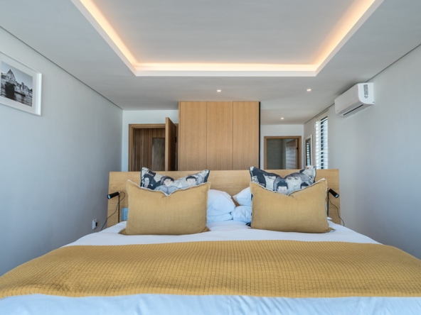045 Life's a View AS 2025