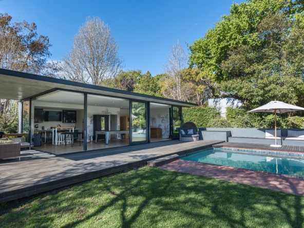 064 Sliding Doors AS 2025