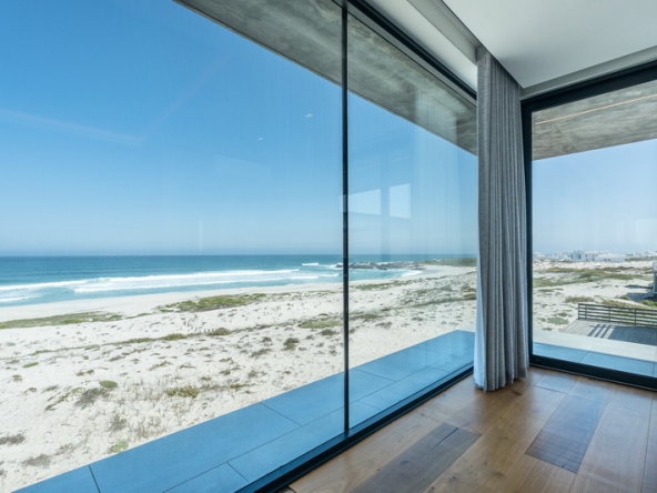 065 Life's a View AS 2025