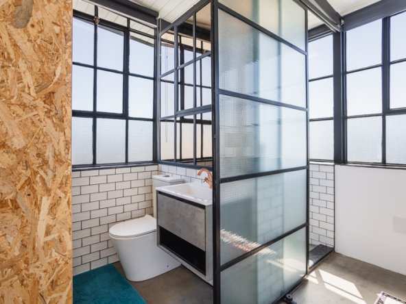 Skunkworks Pool Studio AS 2025- 016