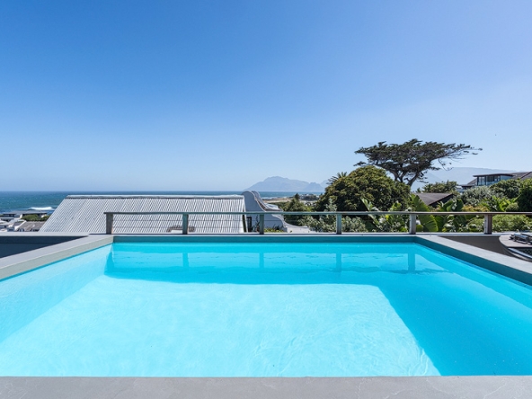 Sea and Summit AS 2025- 004