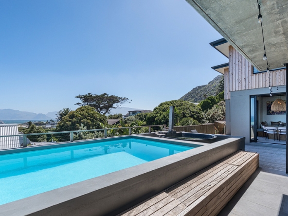 Sea and Summit AS 2025- 005