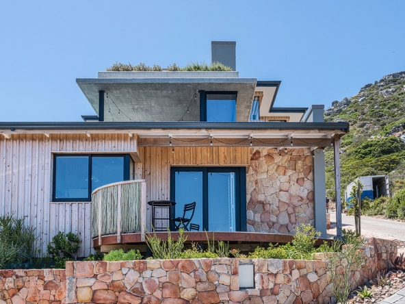 Sea and Summit AS 2025- 024