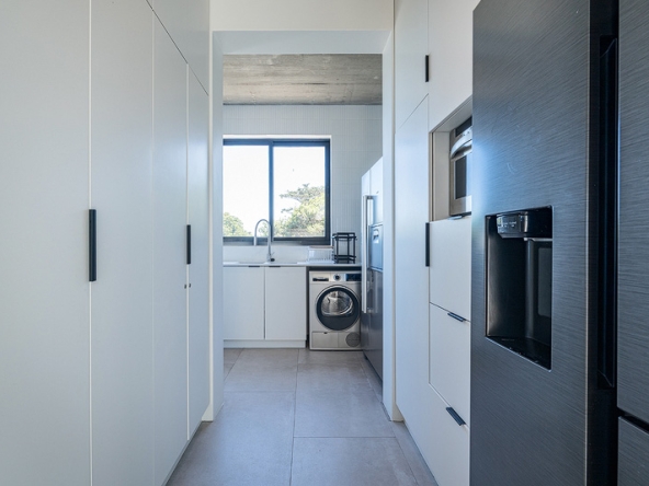 Sea and Summit AS 2025- 038