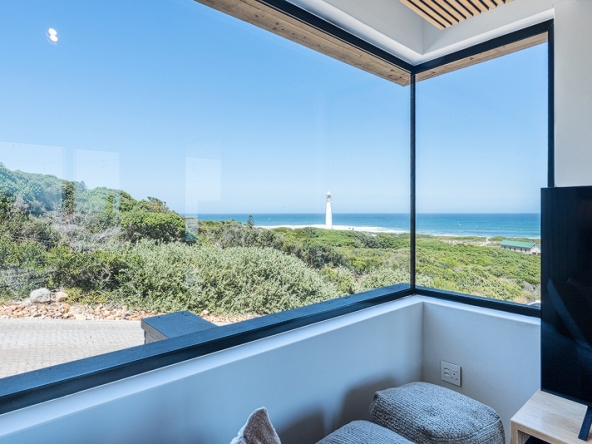 Sea and Summit AS 2025- 039