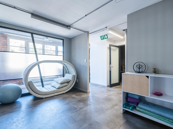 Womhub AS 2025- 033