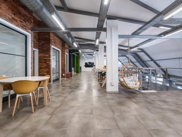 Womhub AS 2025- 035