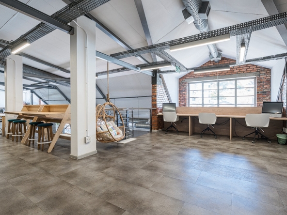 Womhub AS 2025- 036