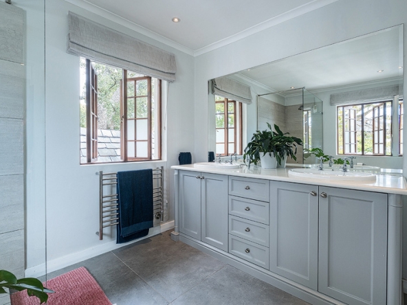034-2026 AS Cork Oak Lodge